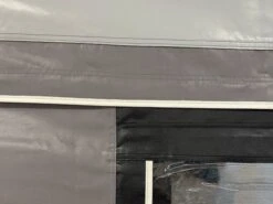 Obelink Capri PVC 300 Taille 9 (851 - 875 Cm) Auvent Caravane 18 Obelink Capri PVC 300 Taille 9 (851 - 875 Cm) Auvent Caravane -Obelink capri pvc material closeup 2 ecommerce 9